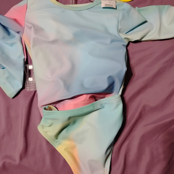The Children's Place Pastel Rashguard Set - Picture 2 of 6